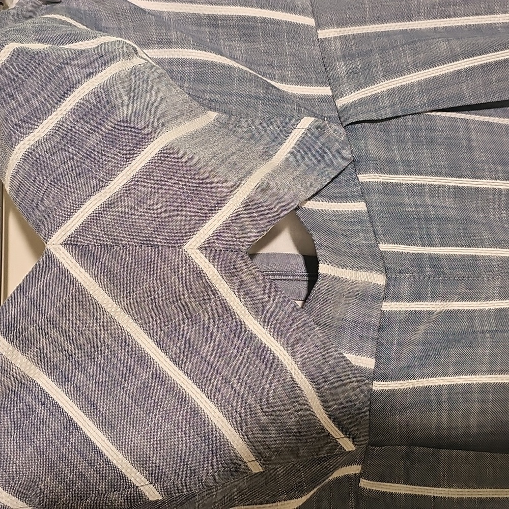 Universal Threads S8ize 6 Strapless Jump Suit. Wi… - image 2